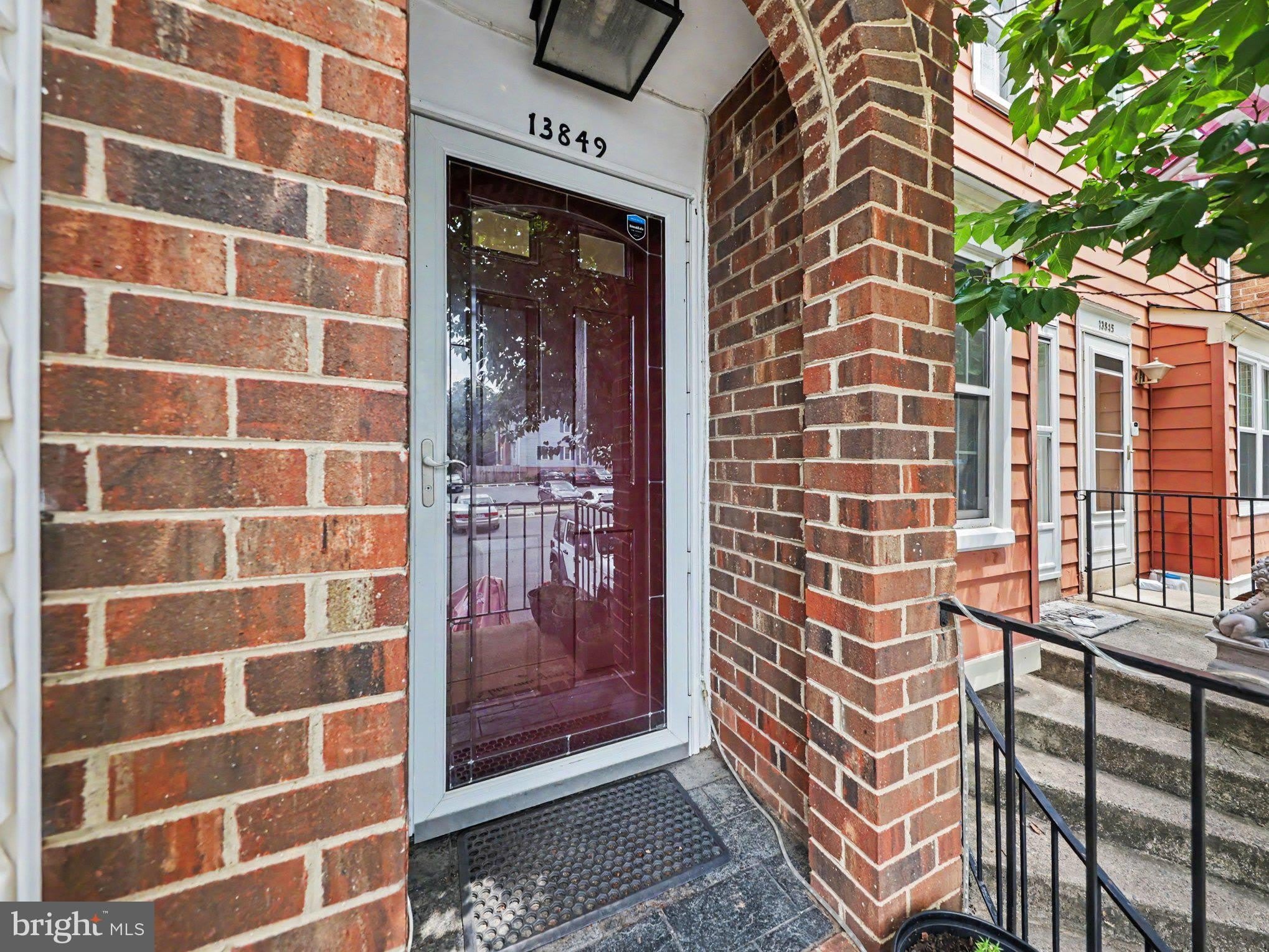 13849 Constitution Court – photo 3