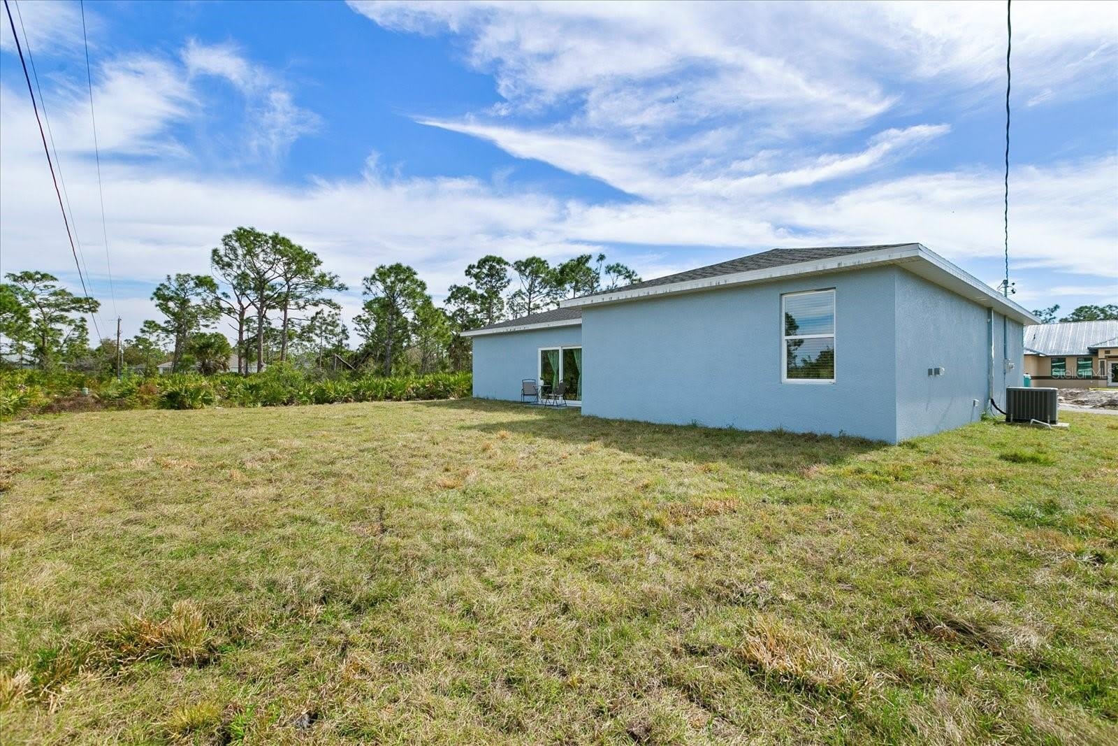 18400 TULANE Avenue – photo 2