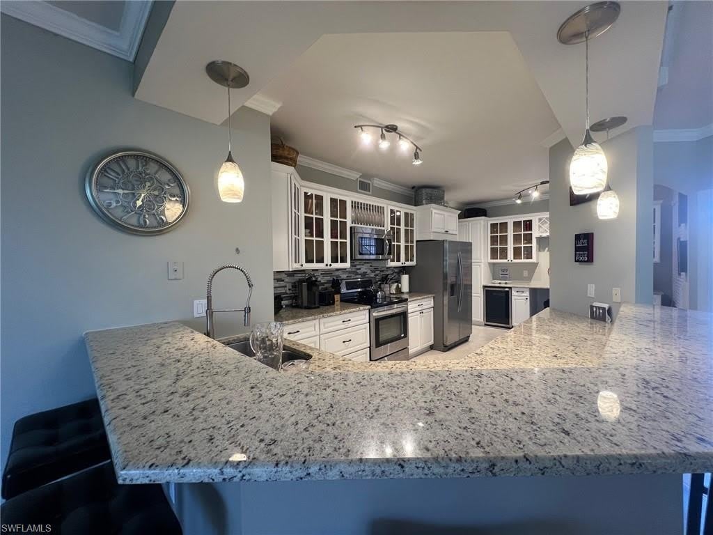 8125 Celeste Dr – photo 4