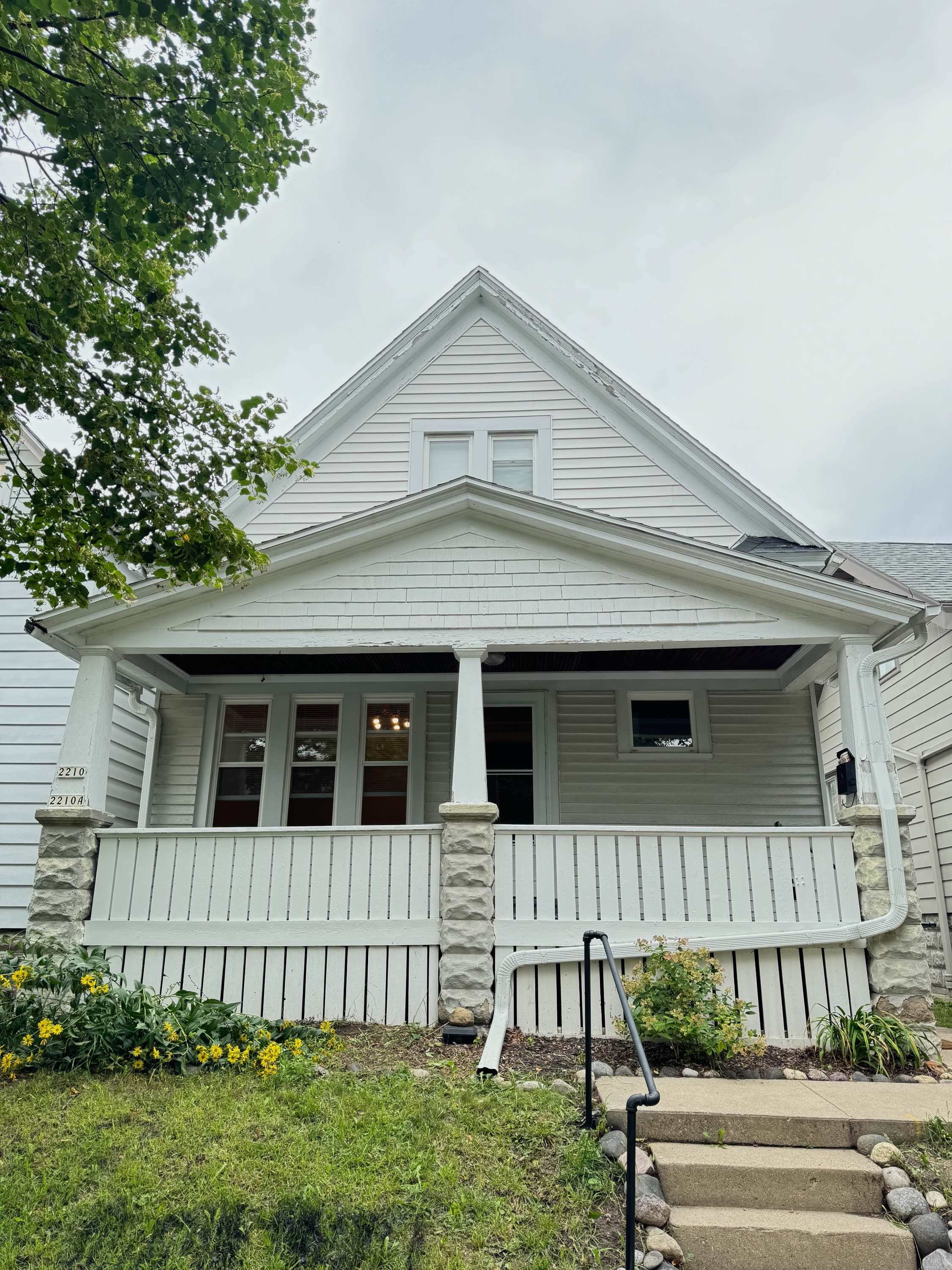 2210 East Bennett Avenue – photo 2