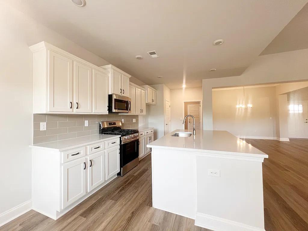 335 Cypress Hollow Trail – photo 2
