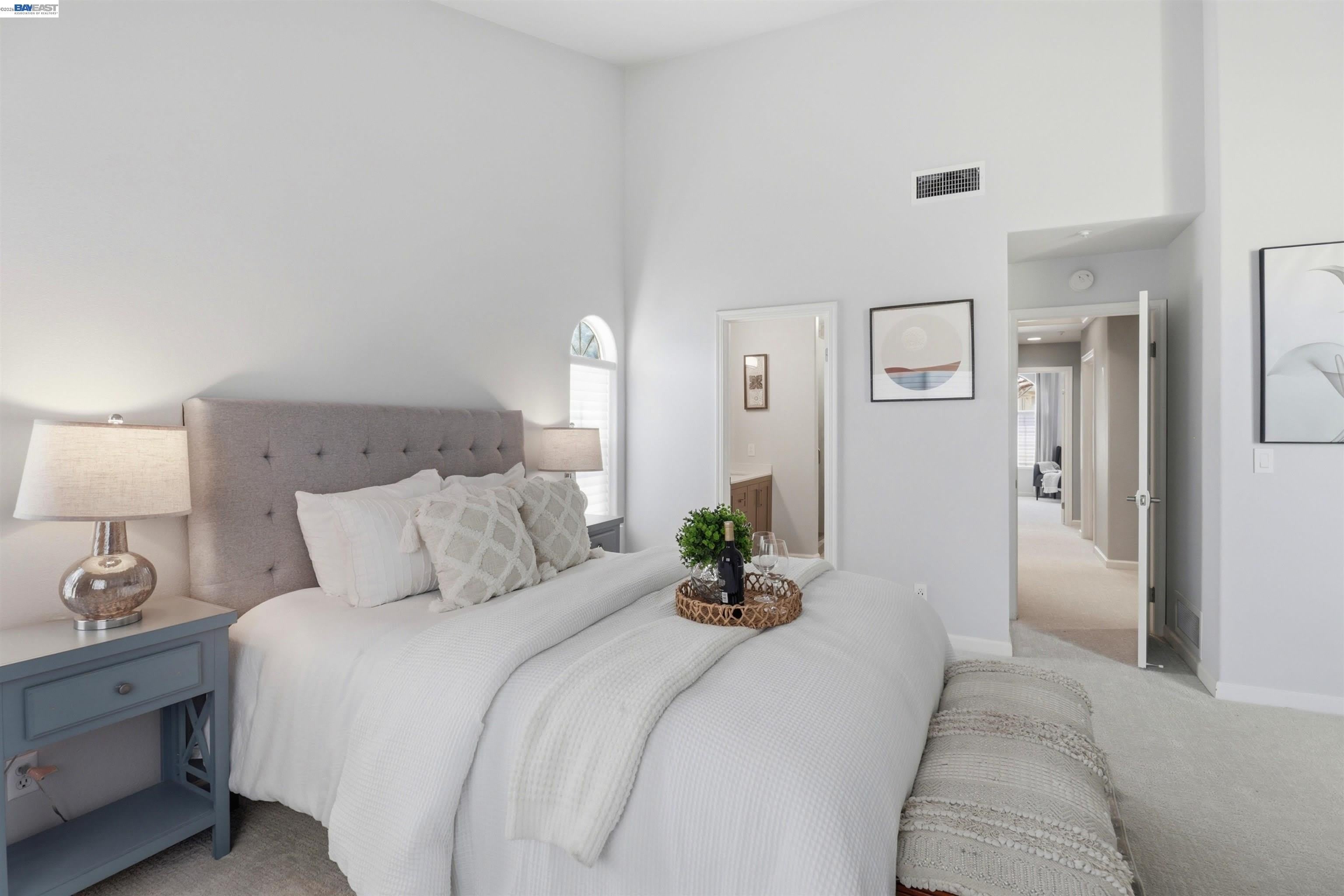 1569 Oxford St – photo 5