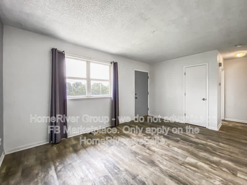 4344 Parallel Pkwy – photo 4