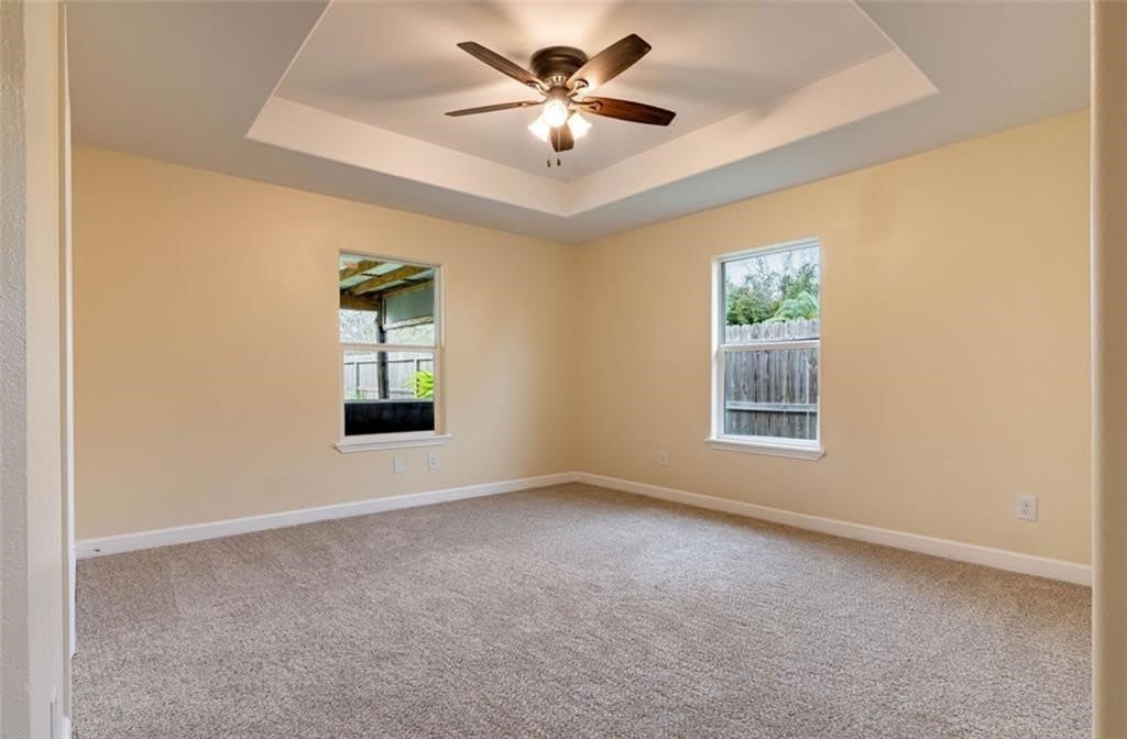 329 Yorktown Boulevard – photo 4