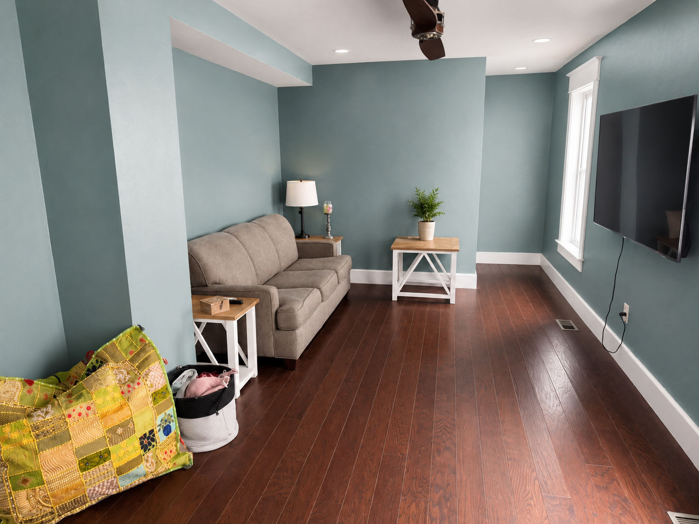 Spacious Four Bedroom Home in Kansas City – photo 4