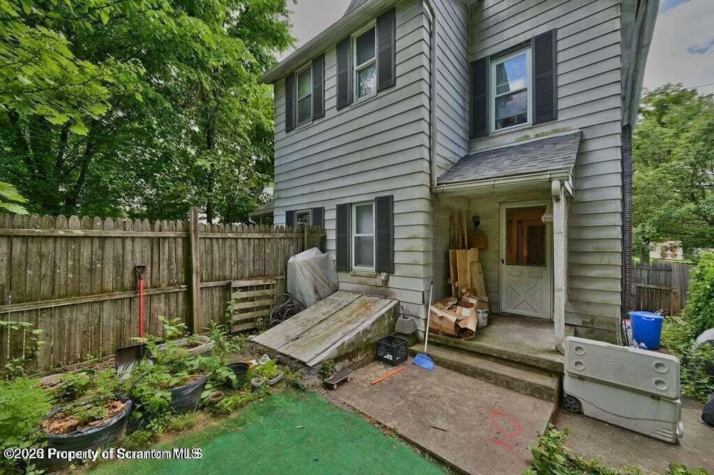 819 Delaware Street – photo 4