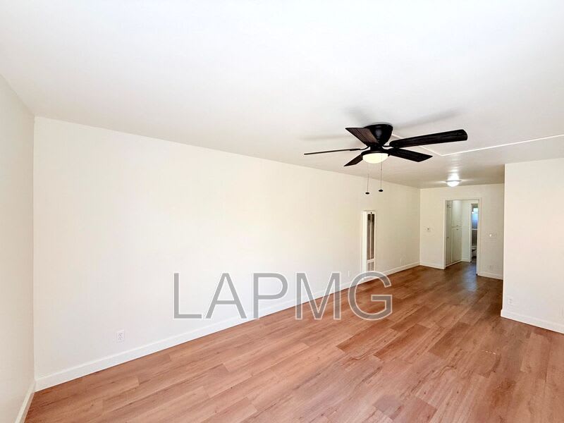 159 S. Madison Avenue – photo 4