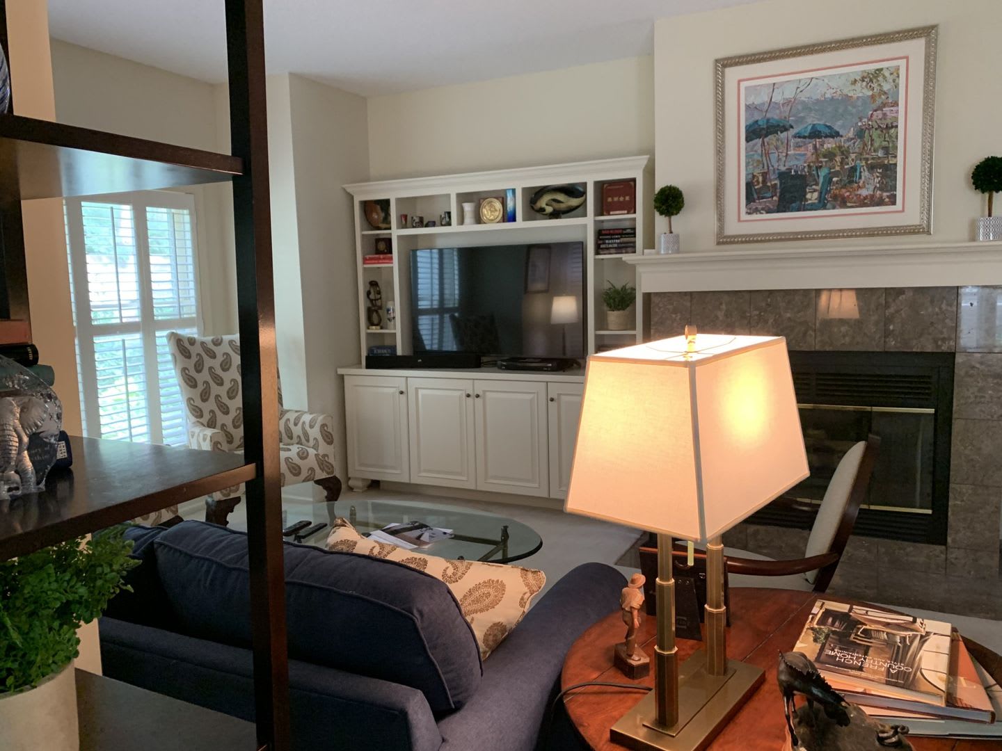 Beautifully Furnished Luxury Townhome Seasonal Rental In The Heart Of Downtown Wayzata All Utilities Paid – photo 3