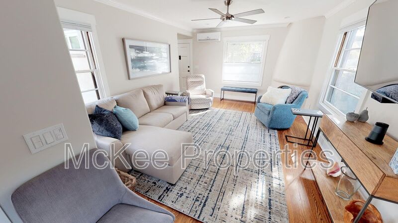 416 G Avenue – photo 2