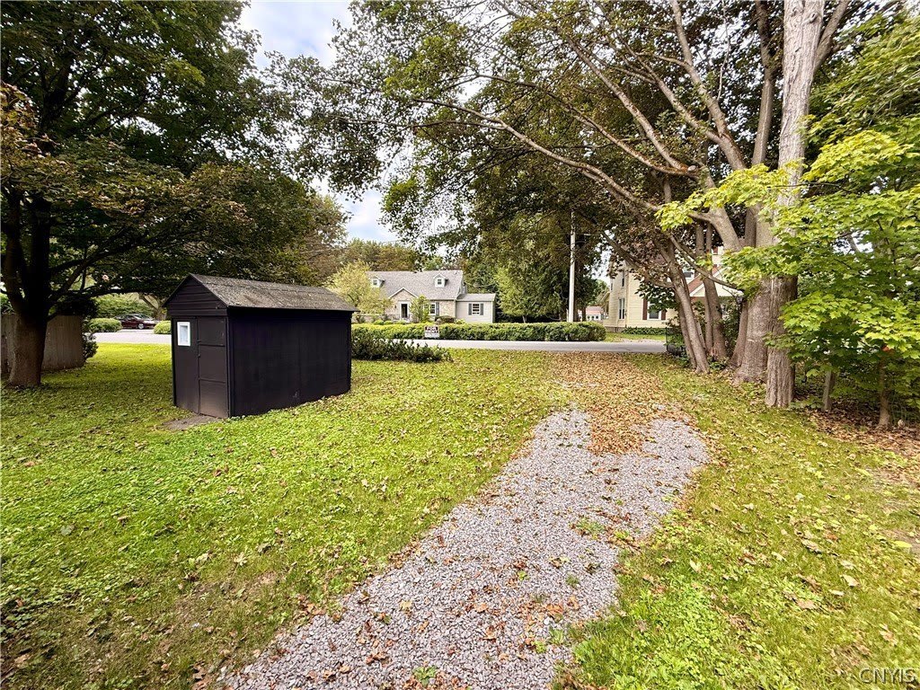 35 1/2 Elm Street – photo 5