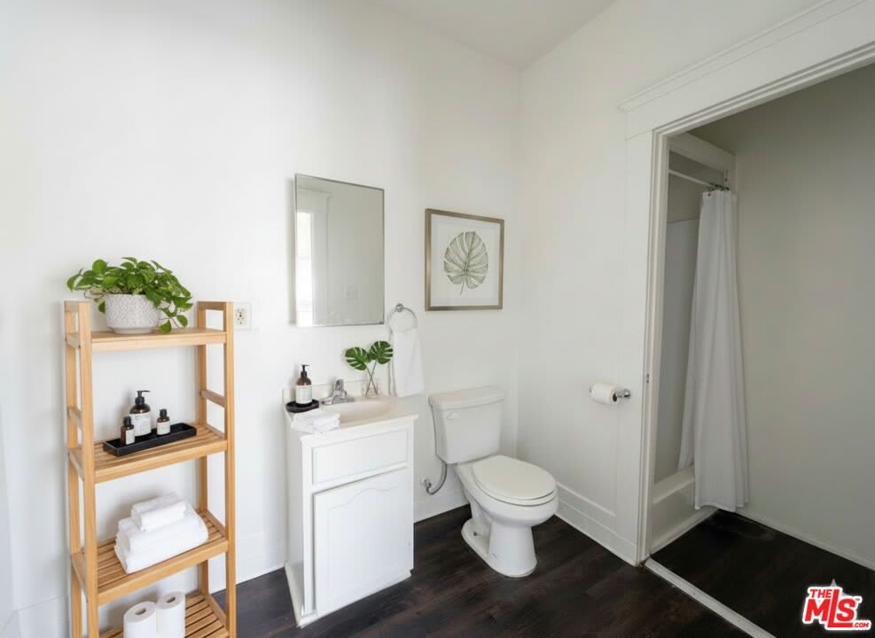 2142 S Oak St – photo 4