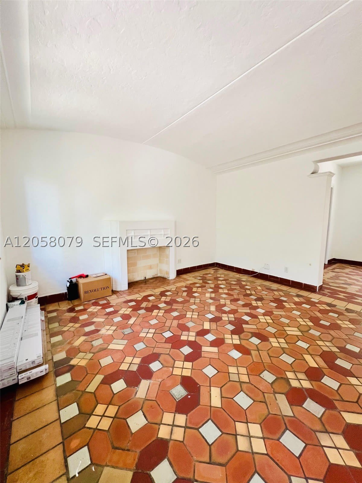 2830 Pine Tree Dr – photo 5