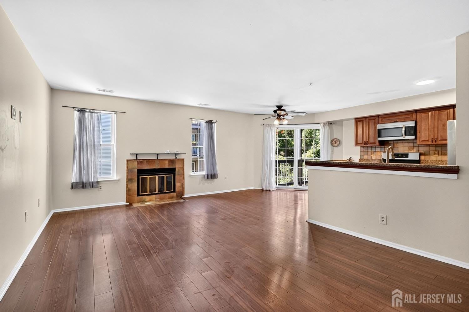 3252 Cypress Court – photo 5