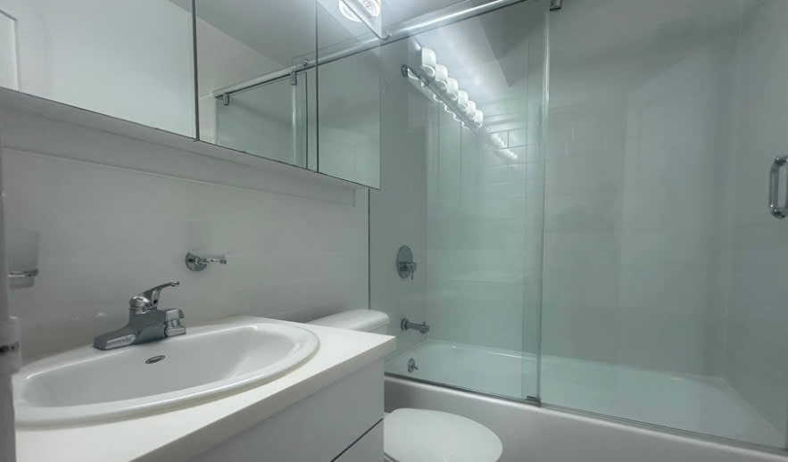 407 E 57Th St – photo 3