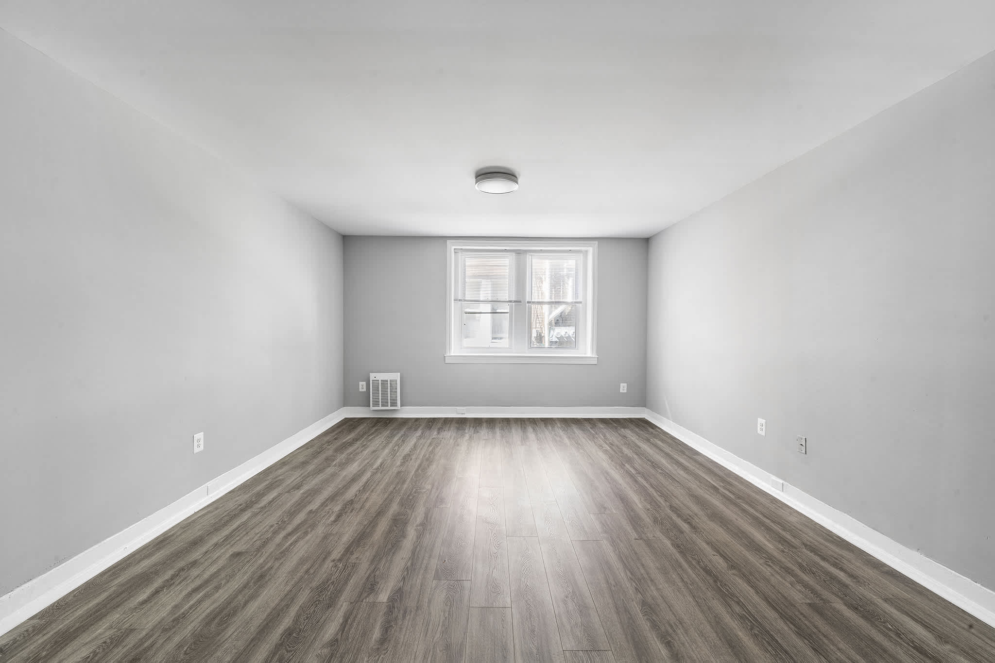 Griscom Apartments – photo 2