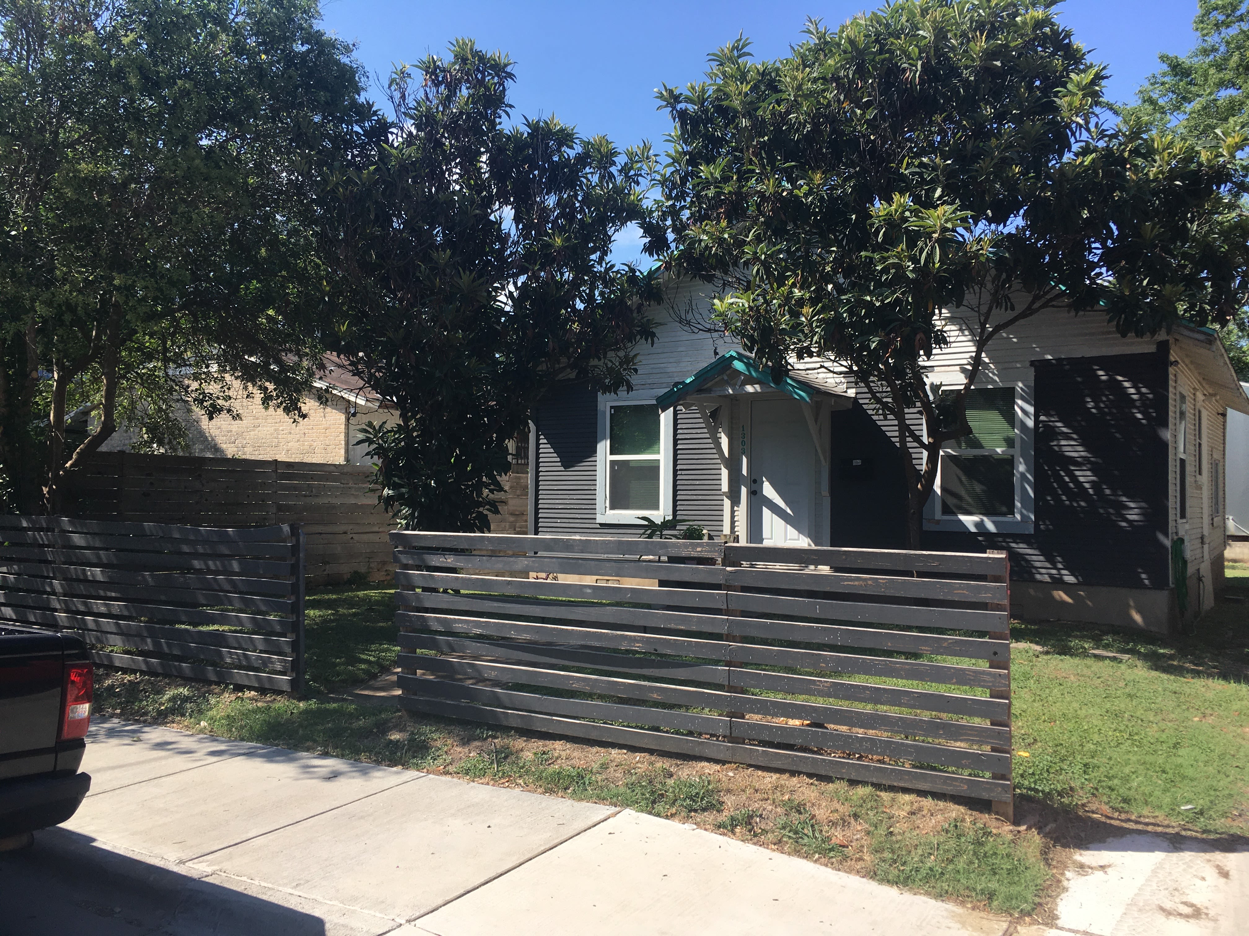 1303 East 3Rd Street – photo 1