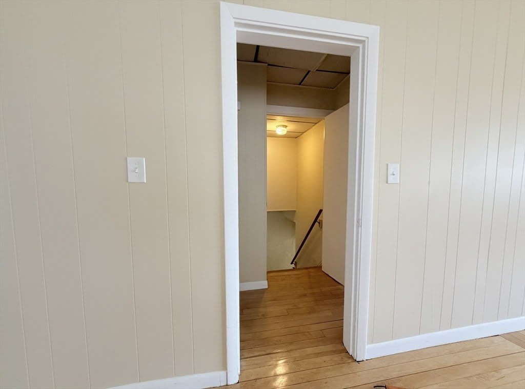 56-58 Stanley Ave – photo 4
