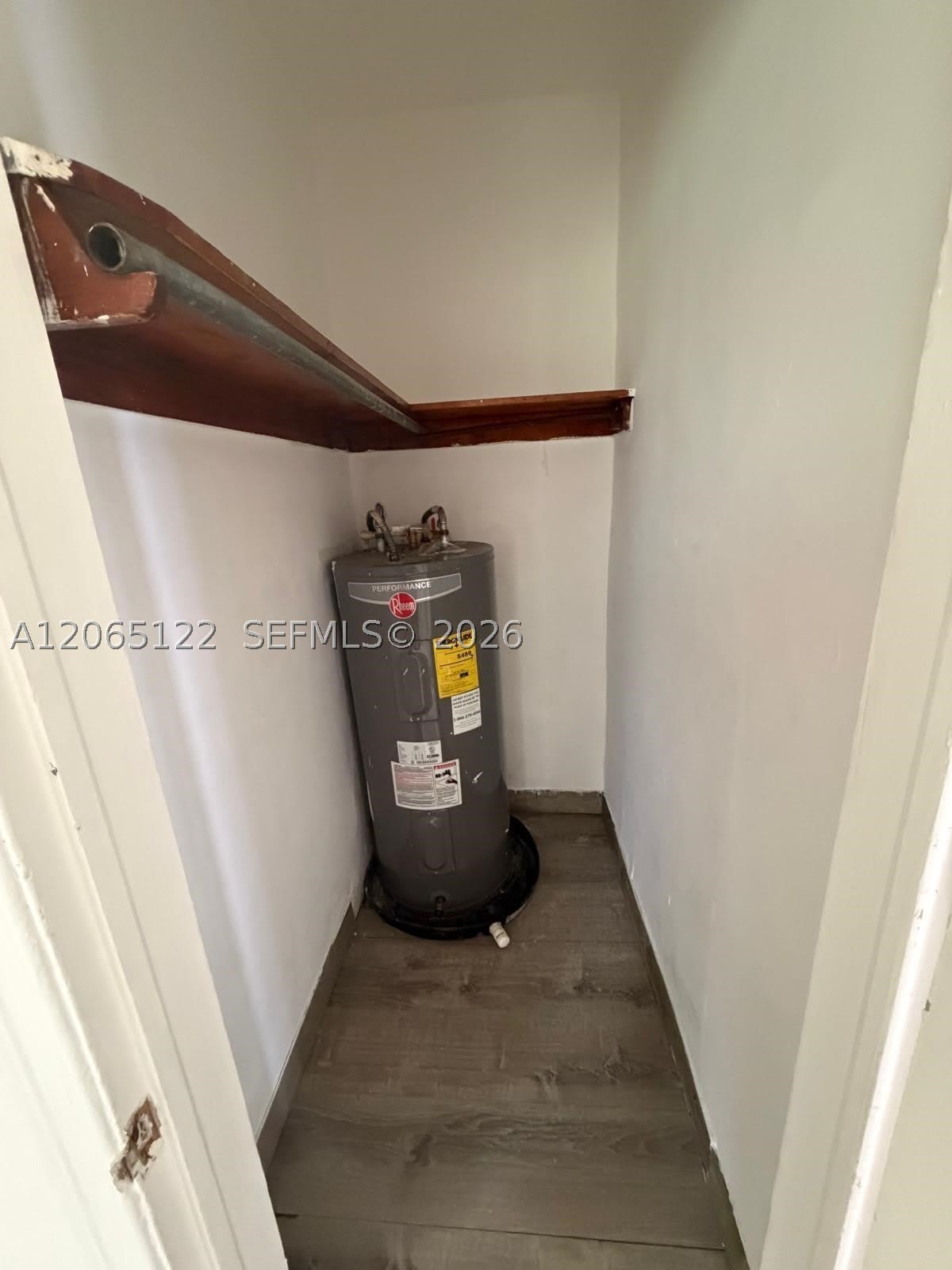1861 NW 49th St – photo 3