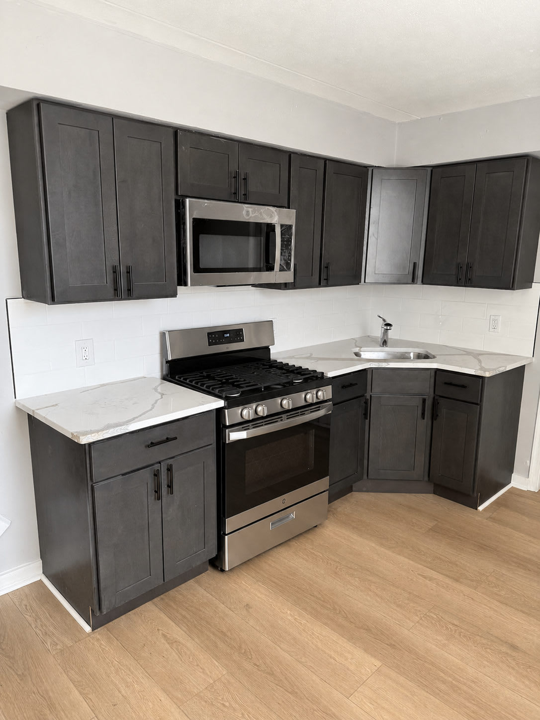 430 Mechanic Street – photo 3
