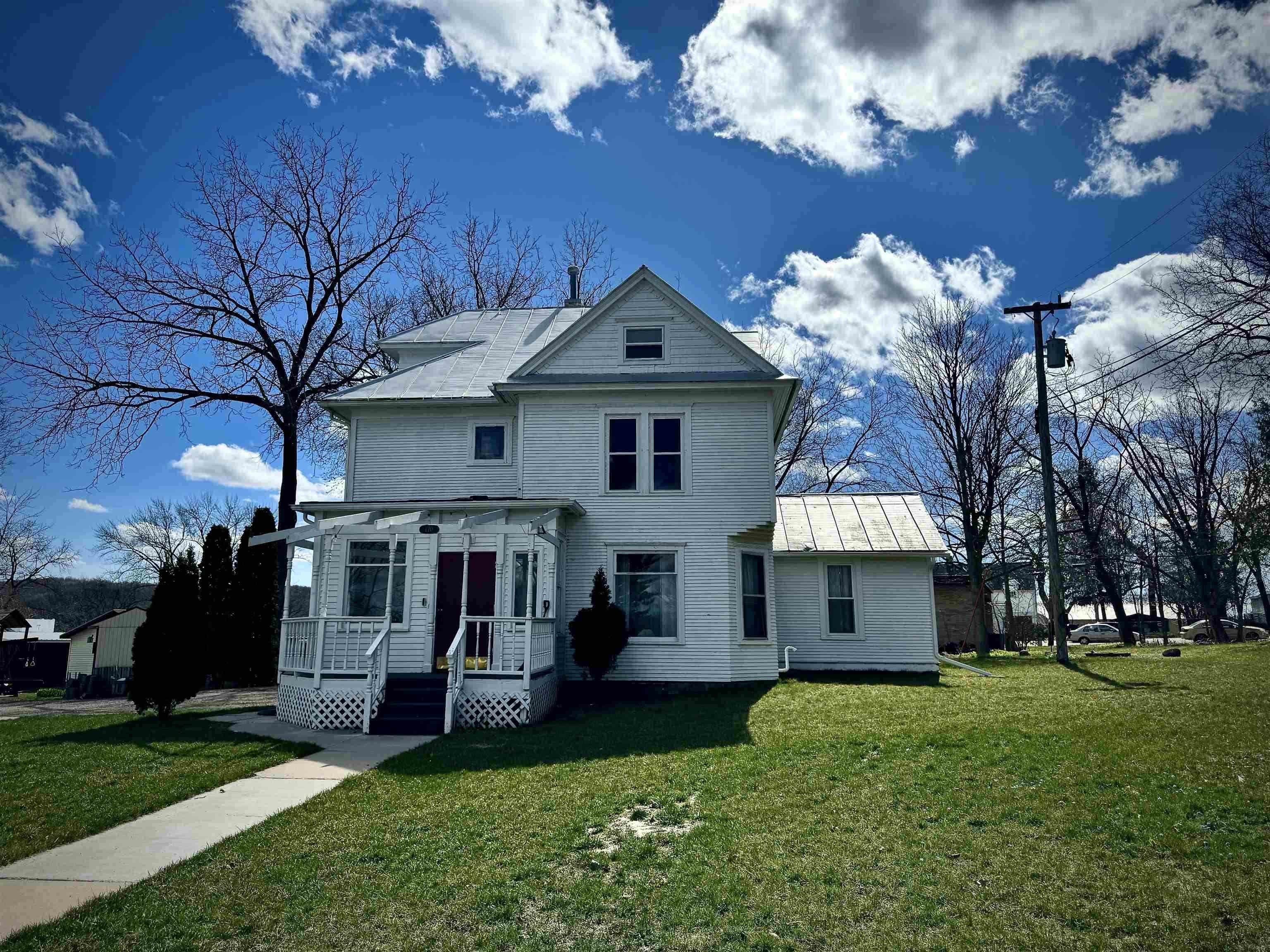 170 E Main Street – photo 1