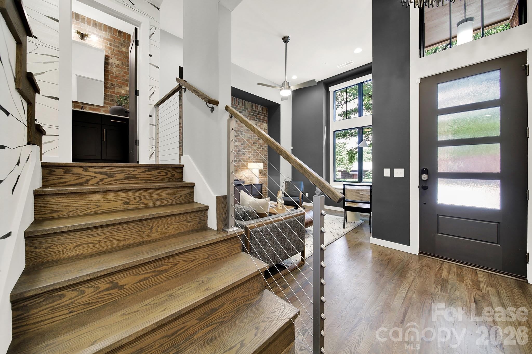 428 E 33Rd Street – photo 1