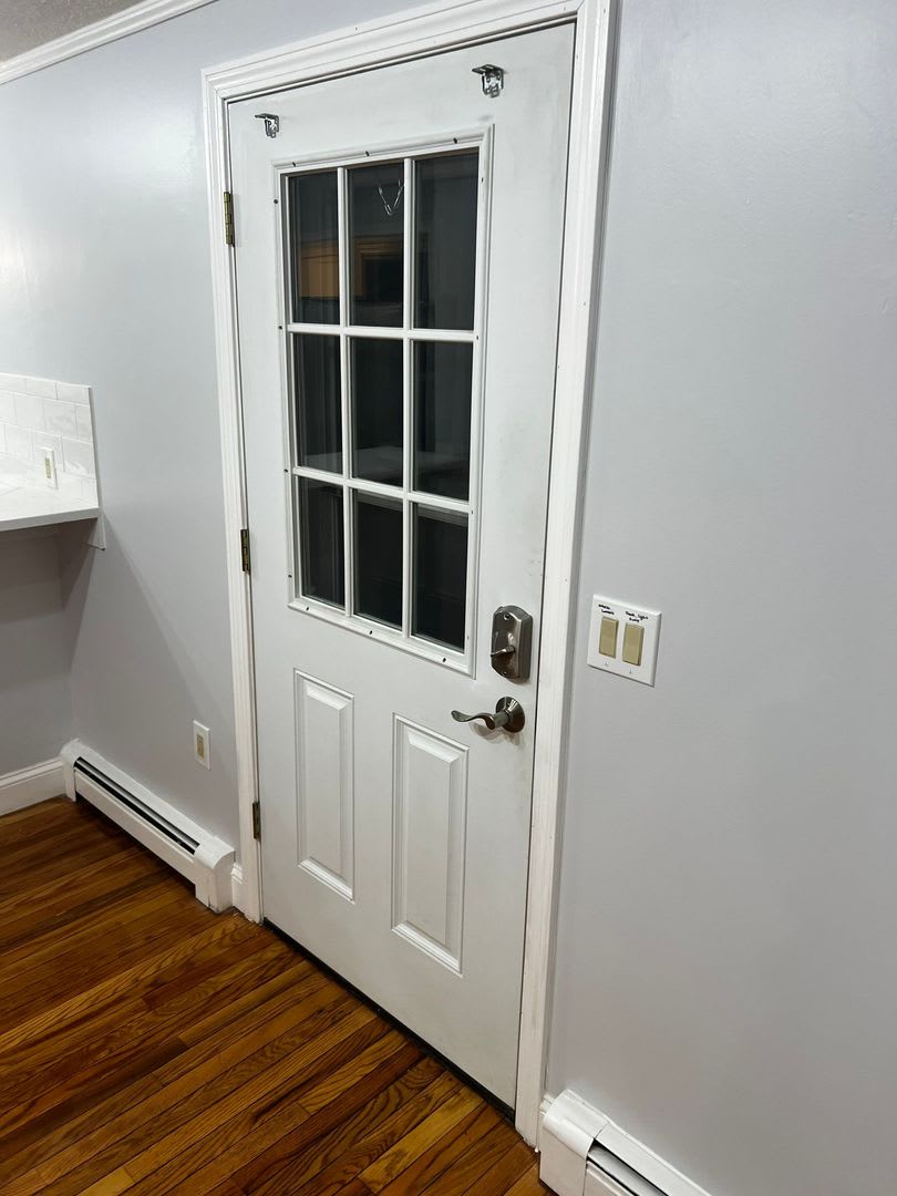 3-Bedroom, 2-Bath Home with Modern Comforts in Tyngsboro, MA – photo 2