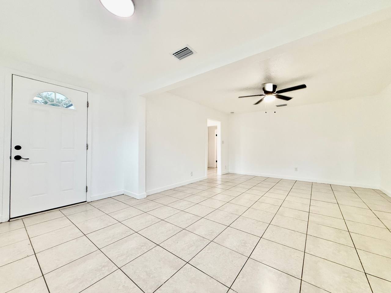 8004 N Marks St – photo 5