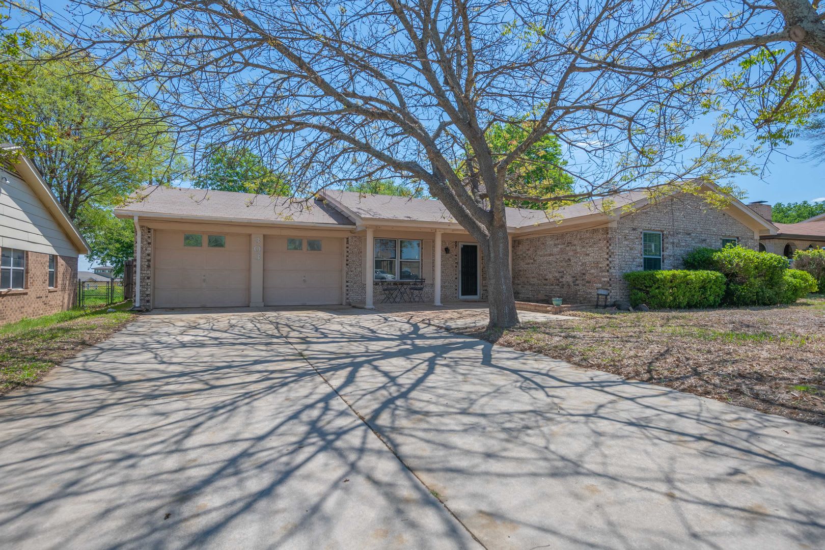 303 Manning Drive – photo 1