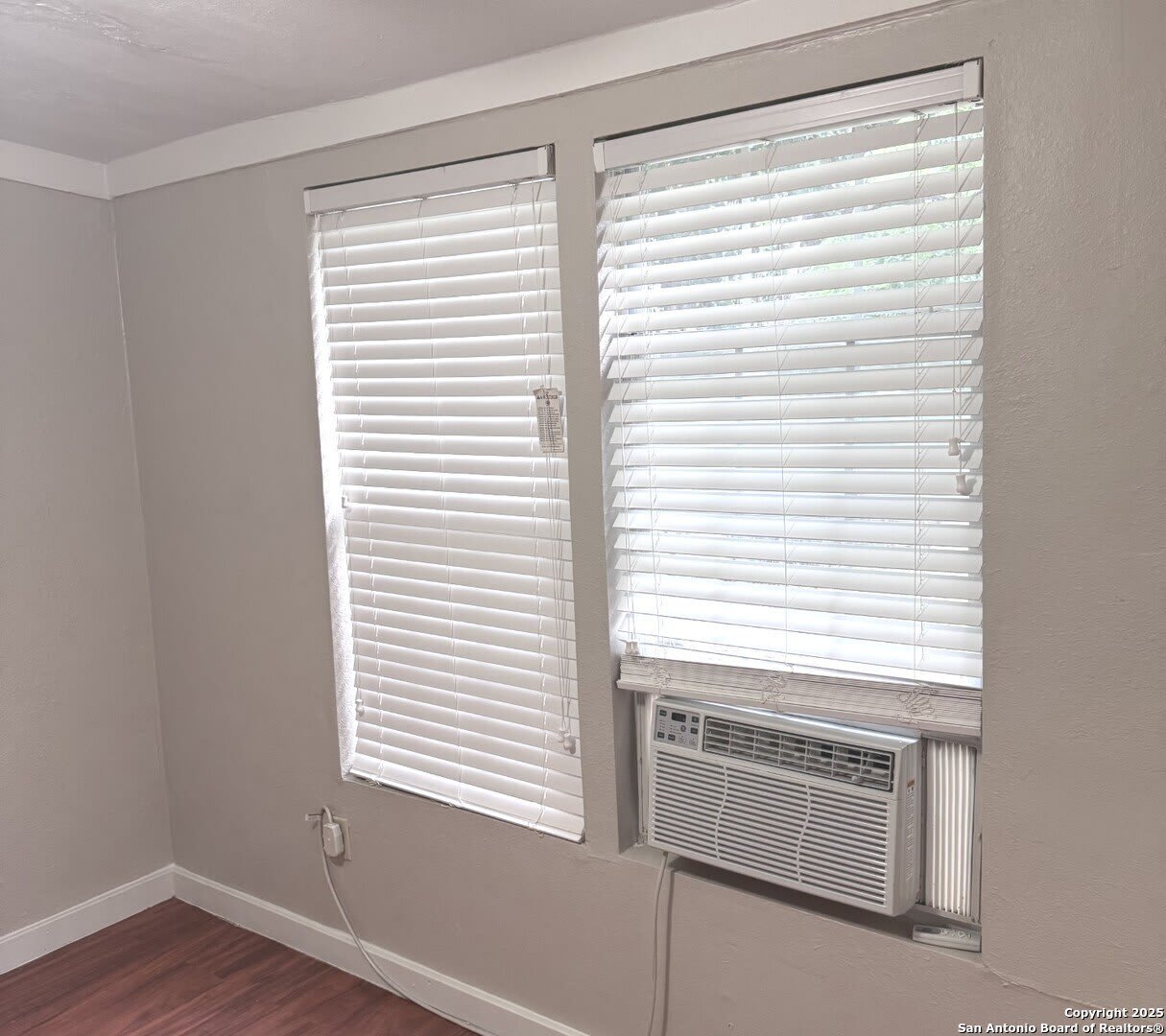 207 Bradford – photo 4