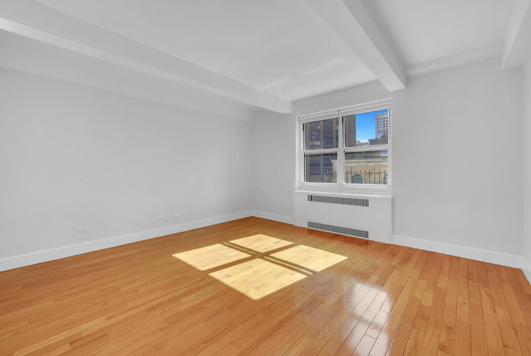 30 Park Ave – photo 4
