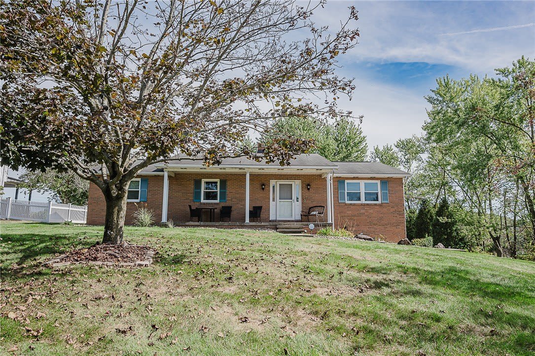979 Barclay Rd – photo 1