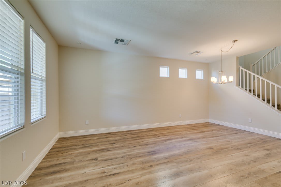2884 Green Falls Avenue – photo 5