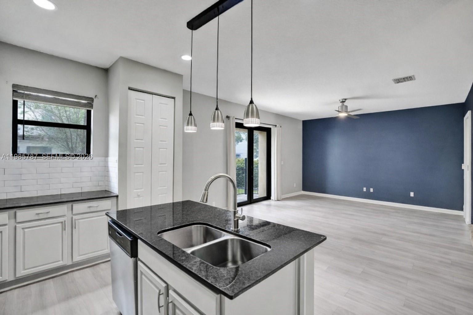 760 Northeast 193Rd Terrace – photo 2