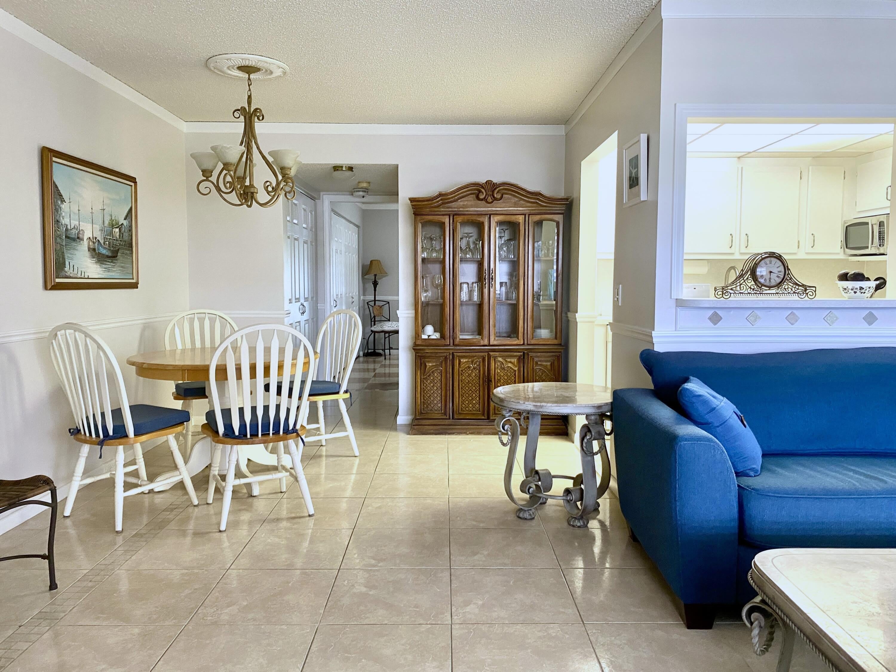 335 FARNHAM P – photo 4