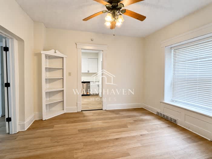 212 Gale Street – photo 5