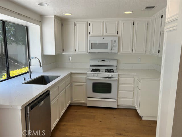 8232 East Flowerwood Avenue – photo 5