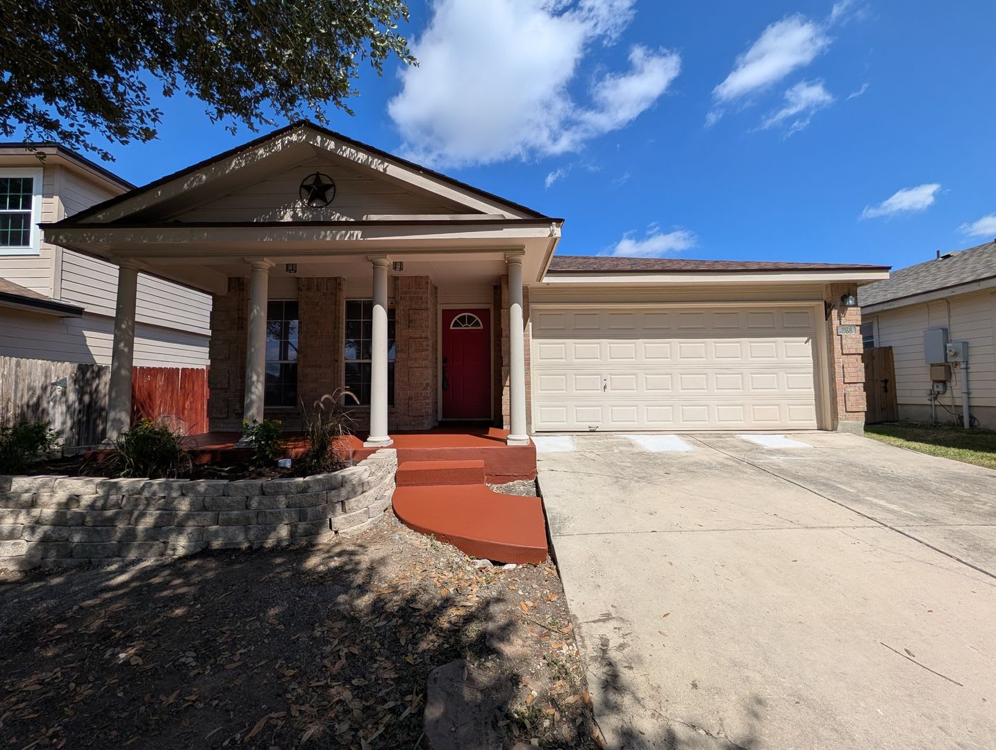 2 Weeks Free Rent ** Dove Crossing 3/2/2 / No Carpet / Fridge Included / Fenced in Yard / NBISD – photo 3