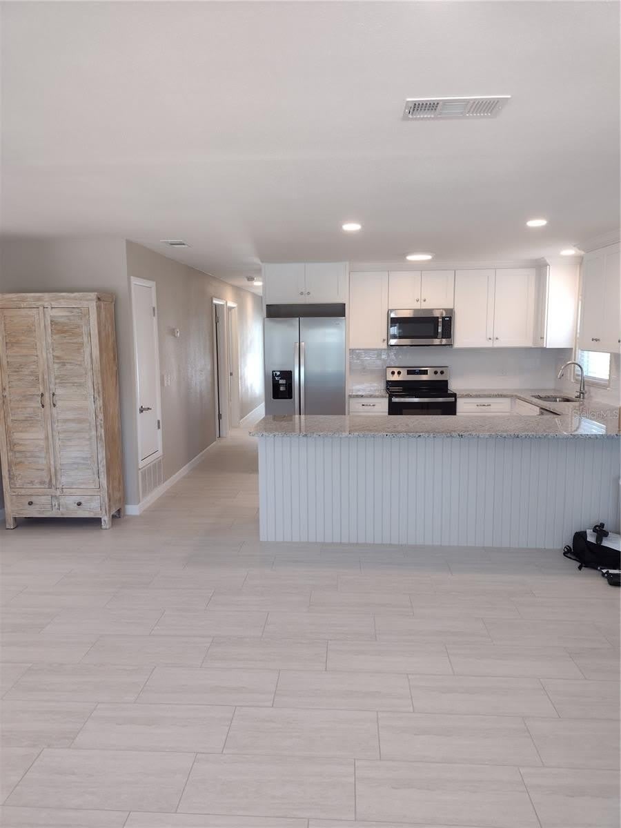 830 E 18TH Avenue – photo 4