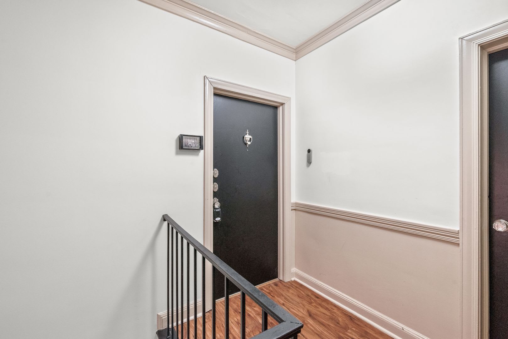 (Coming Soon) 2 bedroom condo on the Edges of Uptown, Dilworth, and Myers Park. – photo 2