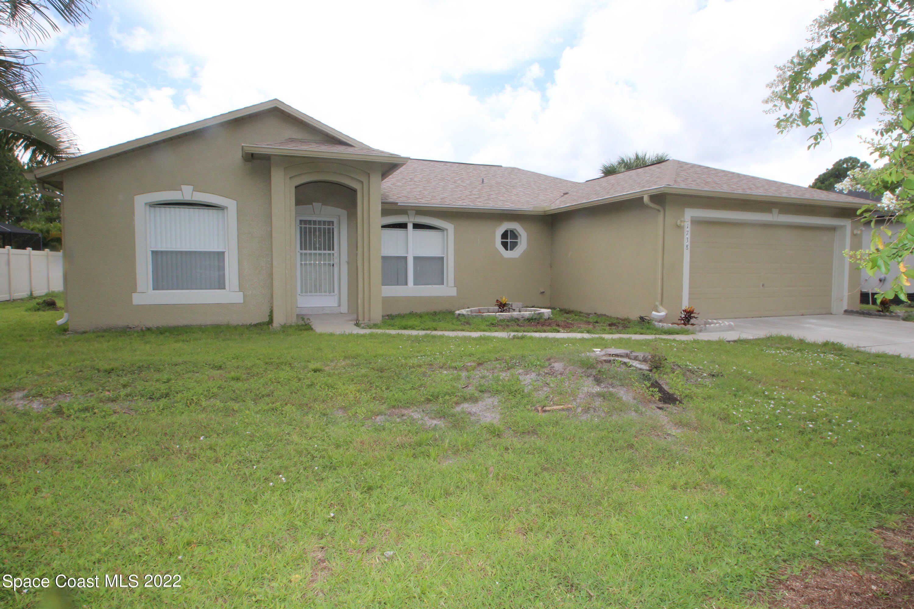 1738 Loquat Court NW – photo 1