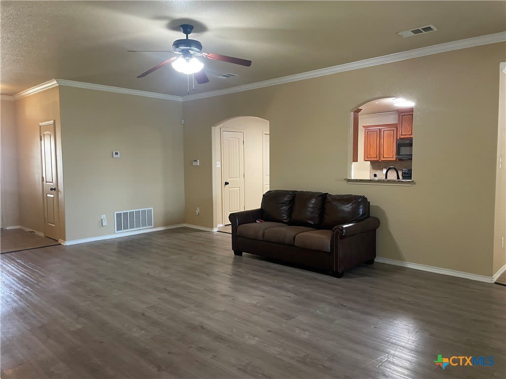 2804 Hector Drive – photo 2