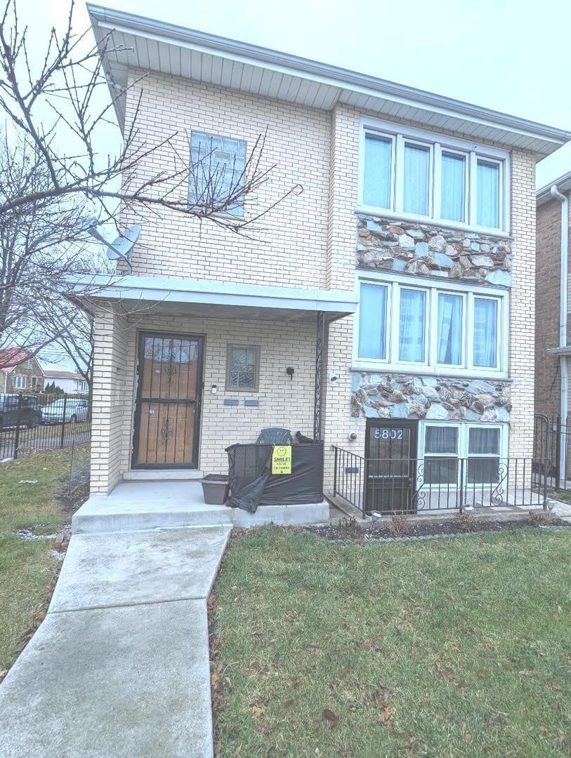 5802 S Archer Avenue – photo 3