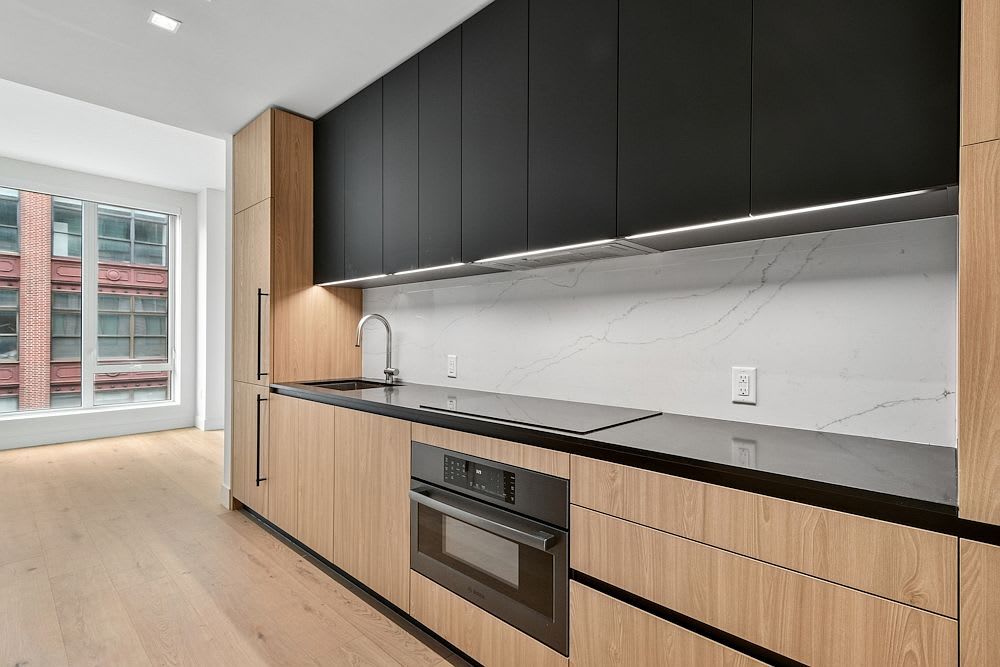 312 West 43rd Street – photo 2