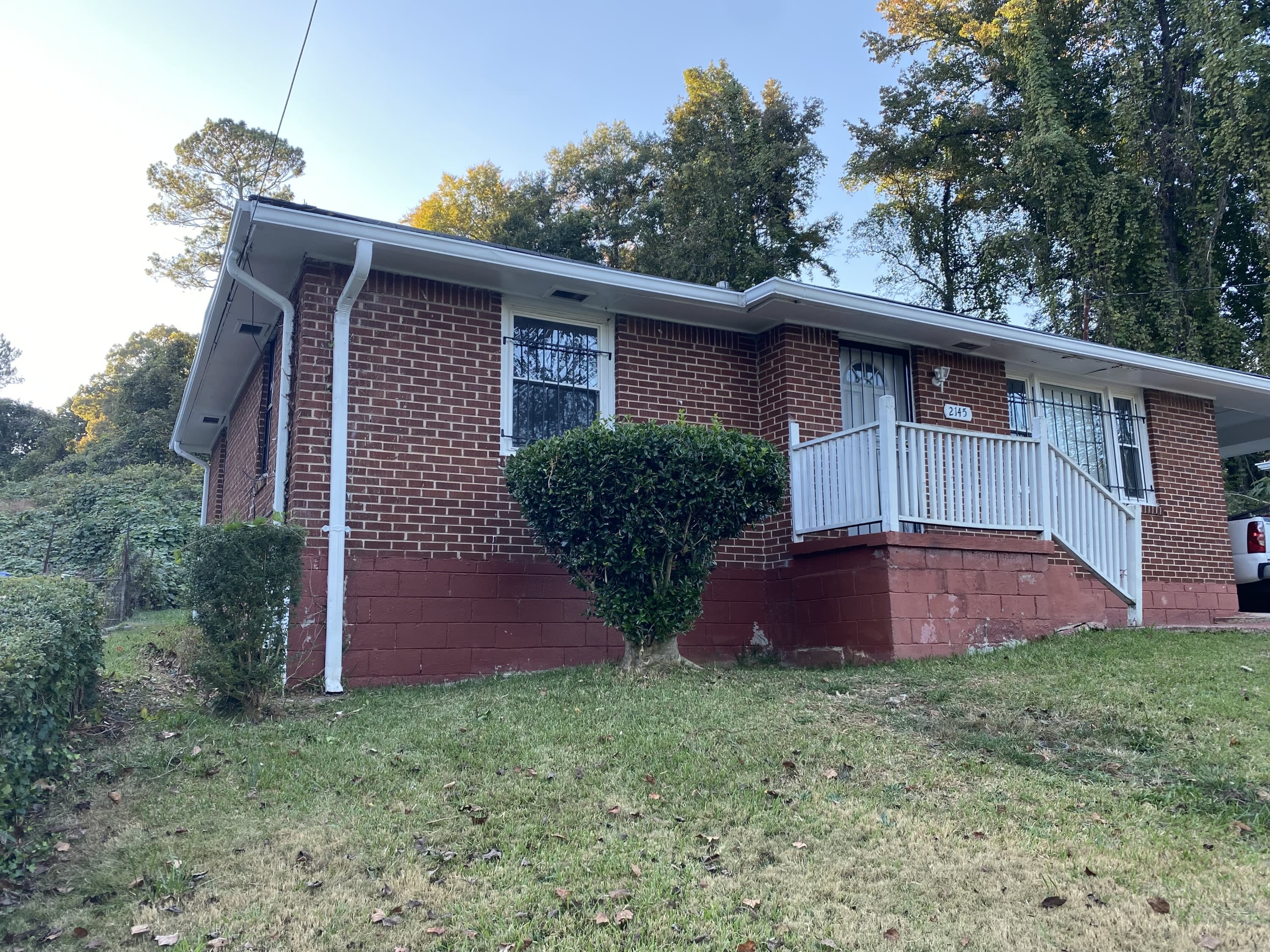 2145 Macon Dr SW – photo 1