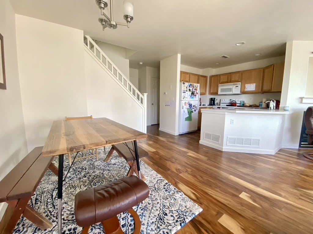 111 Rowena Place – photo 5