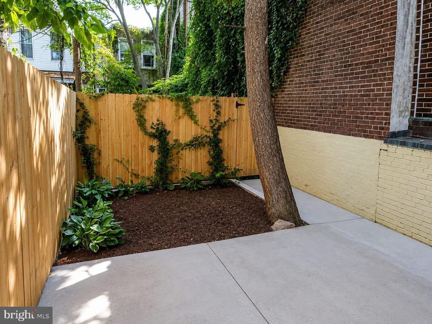 5148 SANSOM Street – photo 3