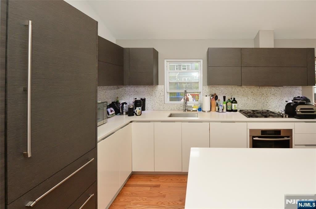 38-55 Van Riper Place – photo 5