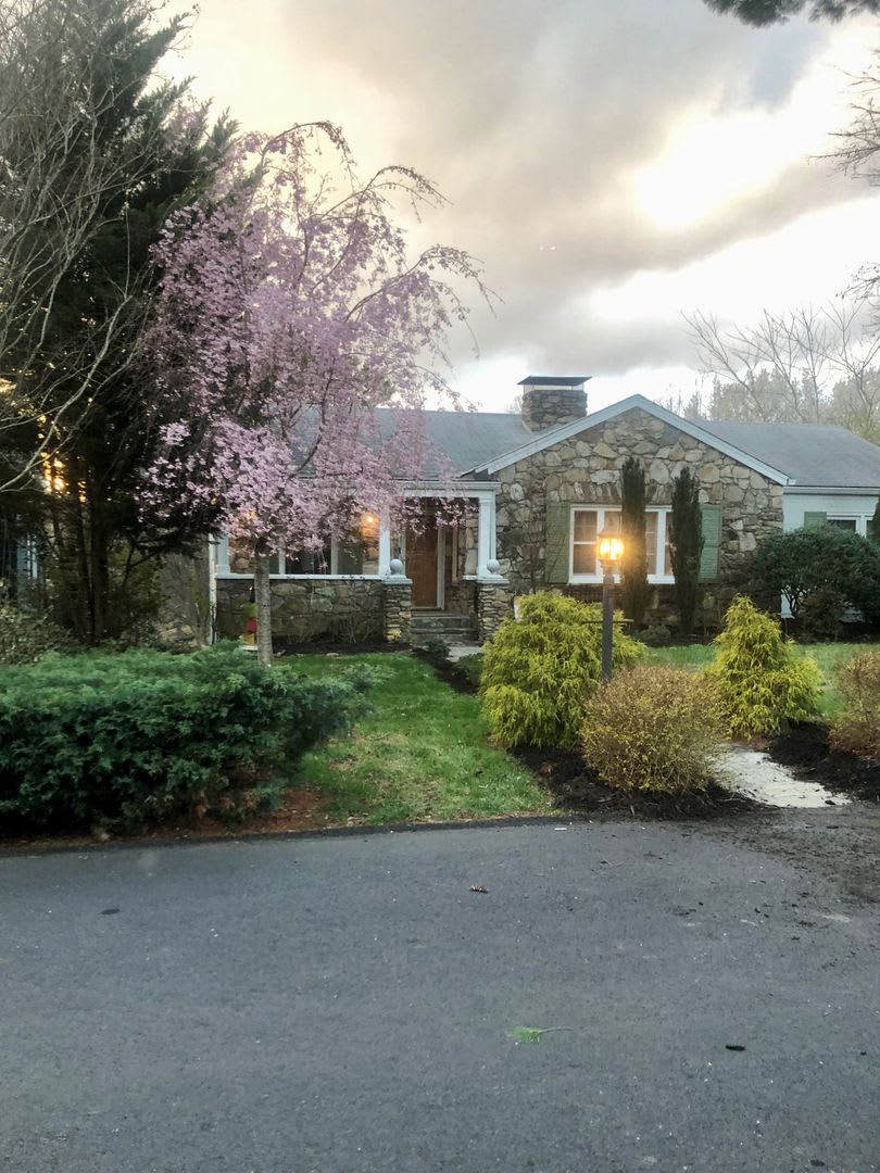Charming North Asheville Home – photo 2