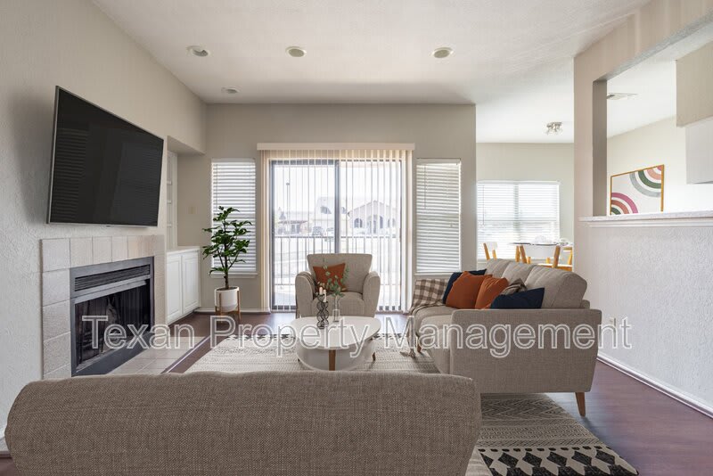 400 E Pearl Street – photo 2
