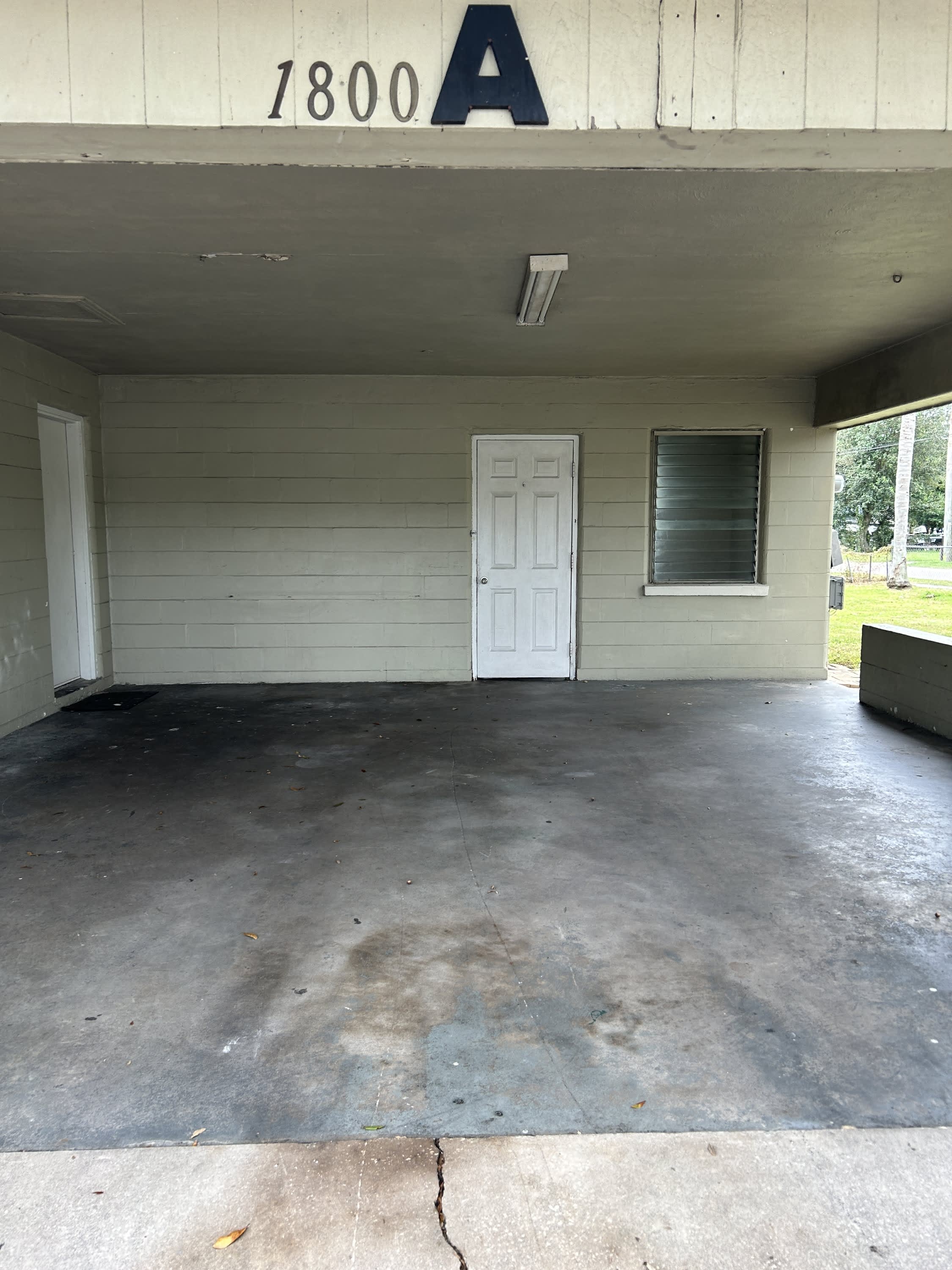 1800 31st Street Northwest – photo 2